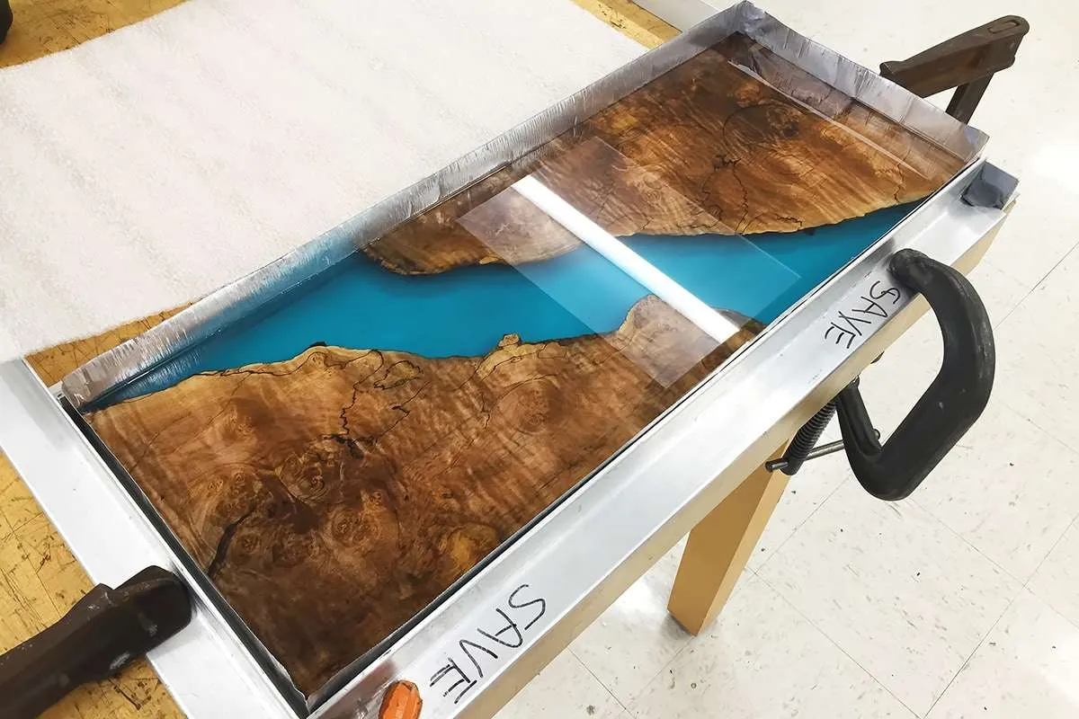 Finish Coat Light